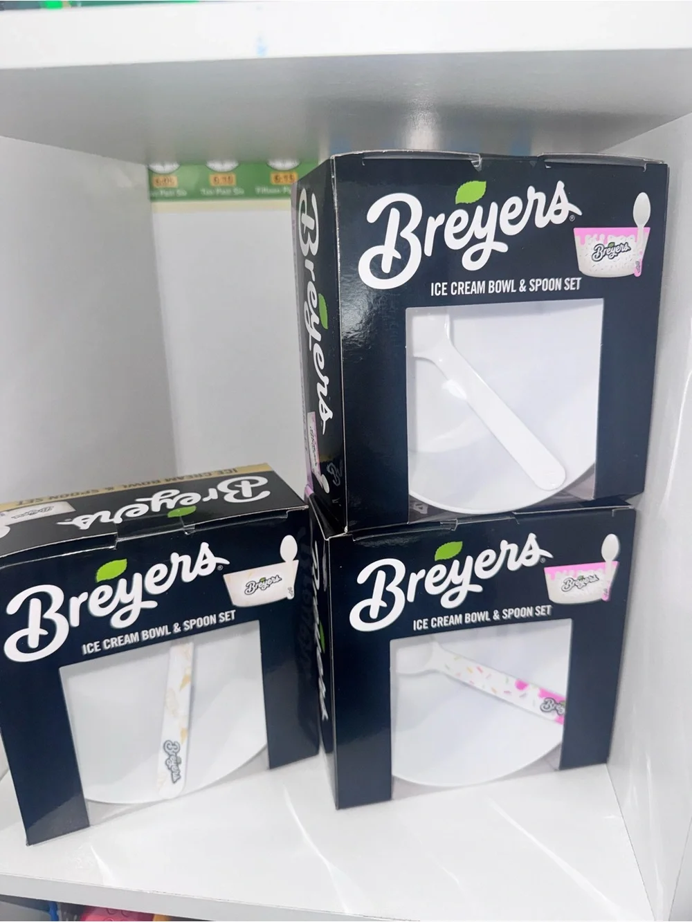 Breyer Pink and White Ice Cream Bowl & Spoon Party Set - Sprinkles